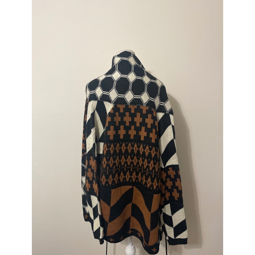 Geometric Aztec Casual Knit Cardigan Brown Black White Snap Front Size Small - Picture 7 of 9